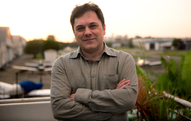 Início 13 Paulo Silvestre